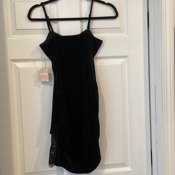 Forever 21 Black Lace Mini Regular Fit A Line Dress - Picture 9 of 9